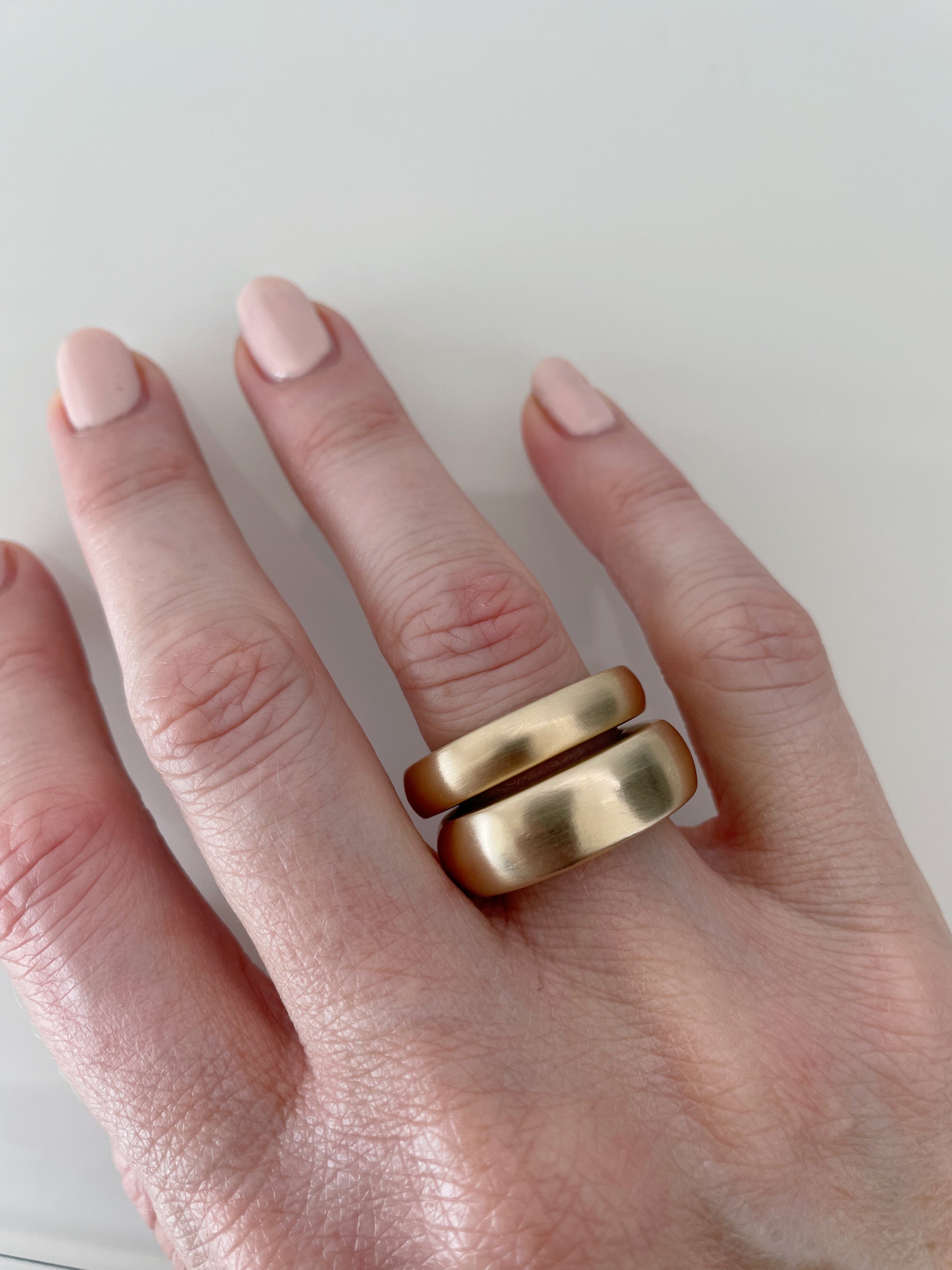 GOLD HIGH RISE STACKER RING