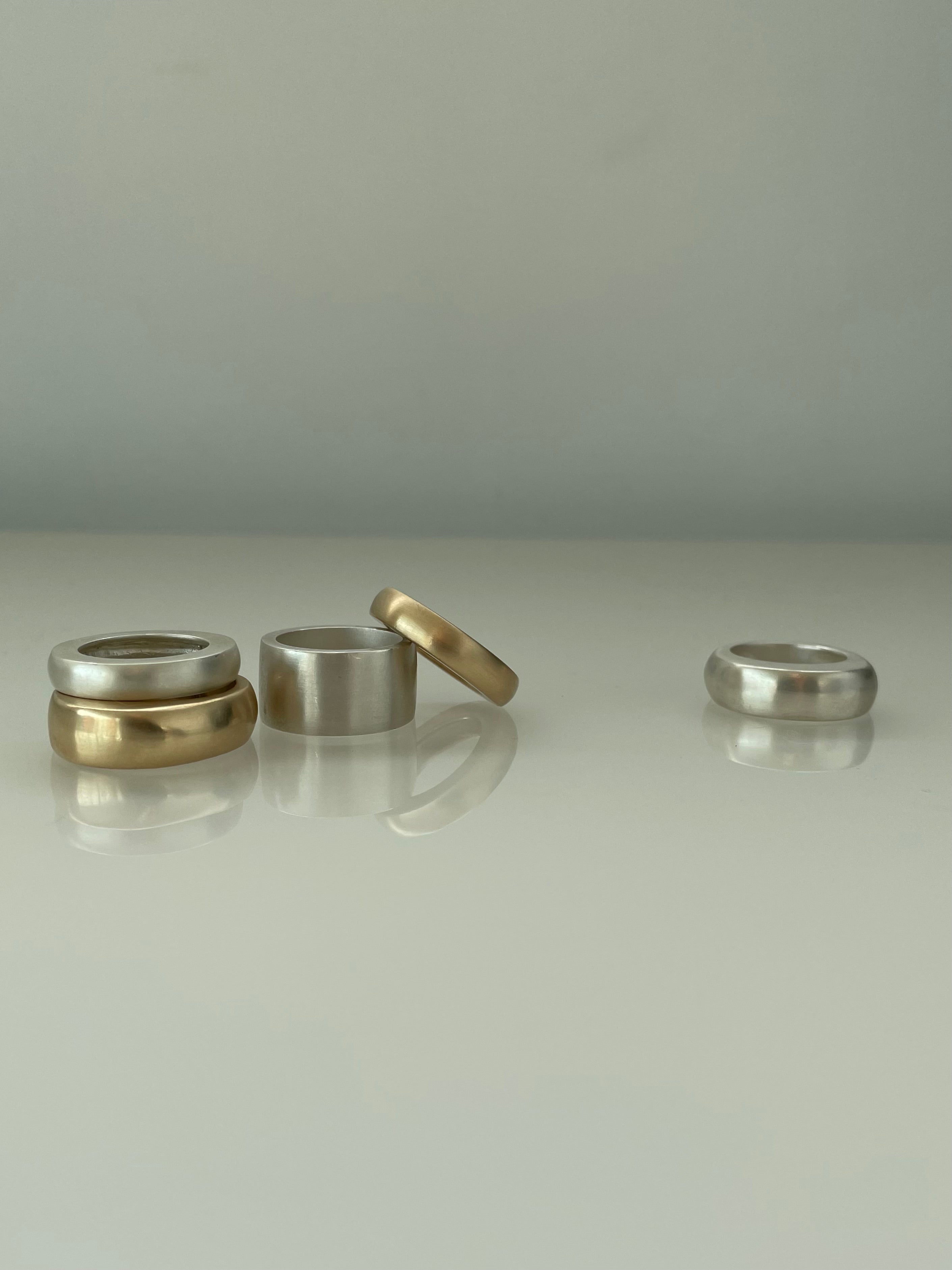 GOLD STACKER RING